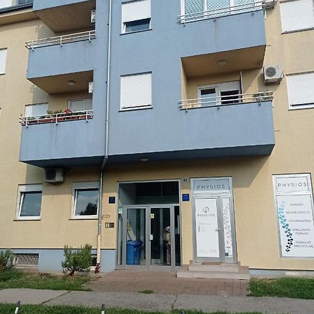Donata Apartment Osijek Exterior foto